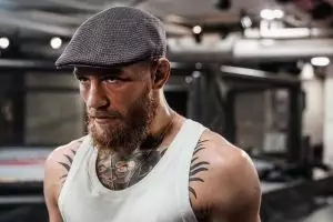 Arogan & garang di ring UFC, begini 10 momen McGregor saat momong anak