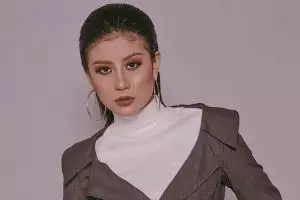 10 Cuitan kocak 'Awkarin tutup akun' ini bikin cekikikan semalaman