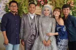 Bikin salut, 3 seleb ini datang kawinan asisten rumah tangganya