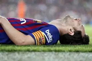 10 Meme meratapi cedera Lionel Messi, bikin pecinta bola makin nyesek