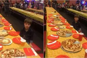 Kisah bocah yang ulang tahunnya tak didatangi temannya ini bikin haru