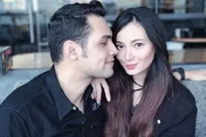 Main satu sinetron, 4 seleb suami-istri ini justru tak jadi pasangan