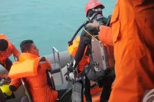 Detik-detik ditemukannya Black Box Lion Air JT 610 di Tanjung Karawang