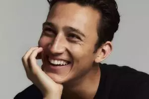 Intip single terbaru Zak Abel, penyanyi ganteng yang jago tenis meja 