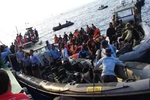 Video proses evakuasi korban dan puing Lion Air di dasar laut