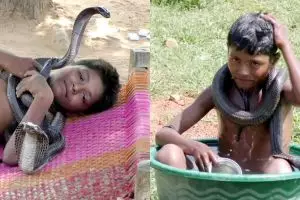 10 Potret bocah 7 tahun dengan ular berbisa, sering mandi bareng