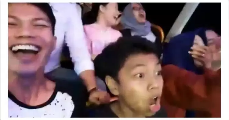 Viral video bocah naik kora-kora di sekaten, ini reaksi ibunya
