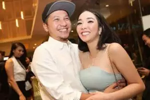 10 Potret perayaan momen penting keluarga Gading dan Gisel