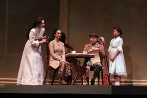 Pementasan Bunga Penutup Abad sukses mengaduk emosi penonton milenial