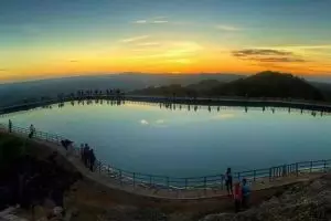 20 Tempat terbaik di Jogja & Jateng untuk menikmati sunrise