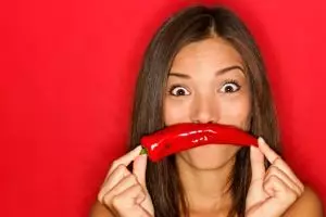 Ngaku pencinta pedas? Uji pengetahuanmu tentang kuliner pedas di sini