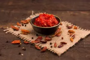 Lezat menggugah selera, 6 sambal ini cocok buat teman makan snack