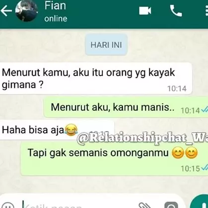 12 Chat lucu nyindir cowok PHP ini bikin tersenyum kecut