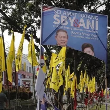 Komentar keras Agus Yudhoyono &amp; istri soal baliho SBY dirusak