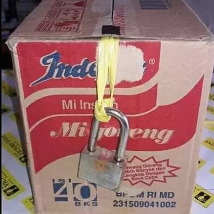 10 Meme lucu kotak kardus ini bikin kamu cengar-cengir sendiri