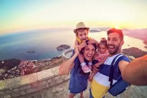 Yuk intip perilaku masyarakat Indonesia saat traveling