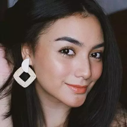 9 Pesona Citra Kirana jadi gadis desa di Nagabonar, cantik alami