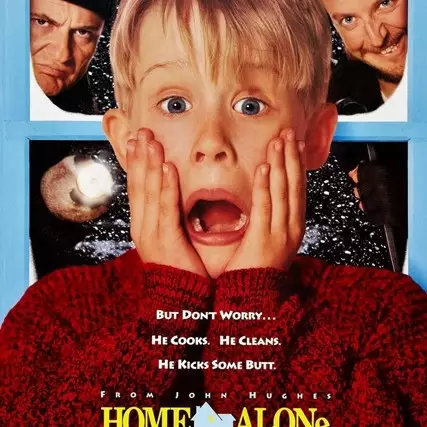 10 Aksi jahil Kevin 'Home Alone' ini kocaknya bikin minta ampun