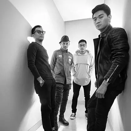 4 Lagu Seventeen ini liriknya cocok dengan momen mereka saat ini