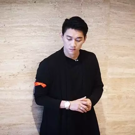 8 Transformasi Ifan Seventeen dari rambut gondrong hingga cepak