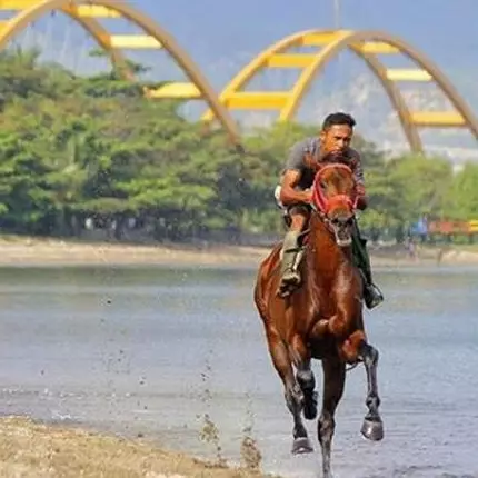 9 Pantai cantik di Indonesia ini pernah dihantam tsunami
