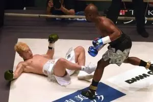 Tarung 2 menit, Mayweather raup Rp 130 miliar