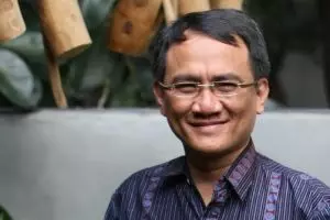Ini alasan Andi Arief bikin cuitan tujuh kontainer surat suara