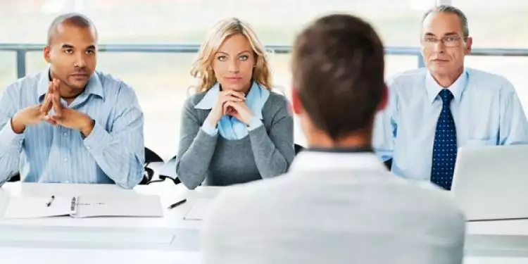 5 Cara mengatasi konflik dengan rekan kerja menurut pakar HRD