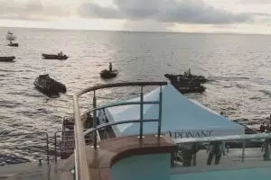 Menikmati keindahan Tanjung Puting dengan kapal pesiar, unik