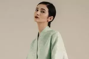 6 Rekomendasi outfit untuk penampilan terbaik di Chinese New Year