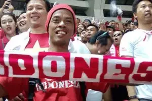 10 Kenangan Ronaldikin saat jadi suporter bola, penuh semangat