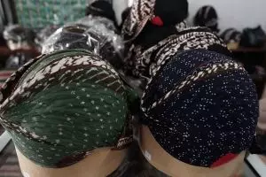 Mengintip pembuatan blangkon adat Jogja, langganan Soeharto