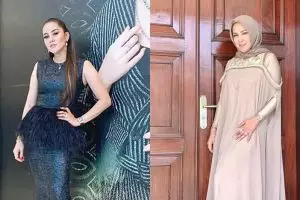 10 Momen Olla Ramlan berhijab saat umrah ini bikin pangling