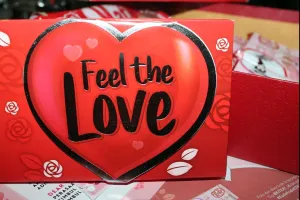 Yuk ungkapkan kasih sayang kamu dengan “kado kode” unik ini   