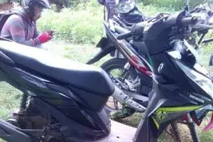 Ditinggal mancing, motor pria ini kedua rodanya digondol pencuri