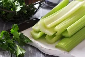 15 Manfaat seledri untuk kesehatan, membantu melancarkan pencernaan