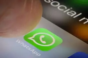 Cara melihat status WhatsApp tanpa diketahui