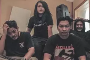 Tigabelas Tonbesi, band aktualisasi diri para pekerja korporat