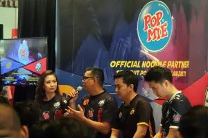 Perusahaan mi instan ini resmi gandeng dua tim besar e-Sport tanah air