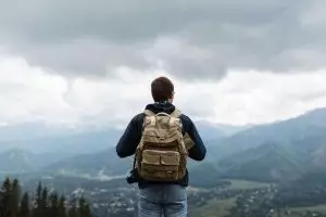 10 Travel item yang wajib traveler miliki di bawah Rp 100 ribu