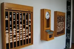 Cuma wajib absen tanpa kerja, perusahaan ini beri gaji Rp 33 juta