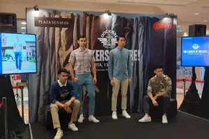 Tips padu padan busana laki-laki untuk tampil formal atau kasual