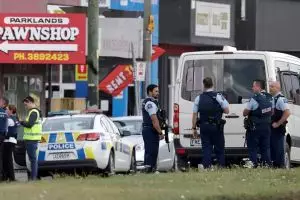 Detik-detik penangkapan tersangka penembakan di Selandia Baru