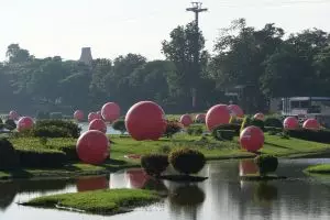 Ini rahasia di balik misteri 'Bola Merah' yang bertebaran di TMII