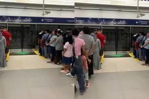 Penampakan di pantulan kaca MRT ini bikin bergidik