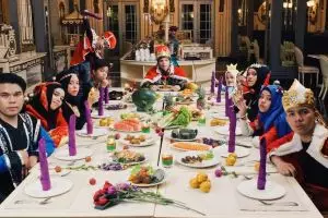 5 Adegan menarik yang tak ada di video klip Ziggy Zagga, unik