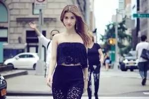 8 Fakta Millane Fernandez yang hobi berburu barang vintage