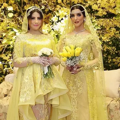 10 Potret kompak Tasya Farasya dan kembarannya, bak Barbie hidup