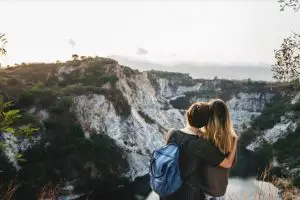 8 Manfaat traveling jarang diketahui, kamu akan sadar hidup itu indah