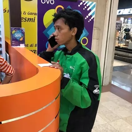 8 Porsi orderan makanan dibatalkan, kisah ojek online ini bikin iba